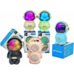 Parlante Bluetooth Astronauta con luces RGB
